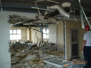 吊頂拆除拆舊